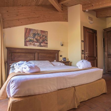 Oste Del Castello Wellness & Bike Hotel Verucchio Exteriör bild