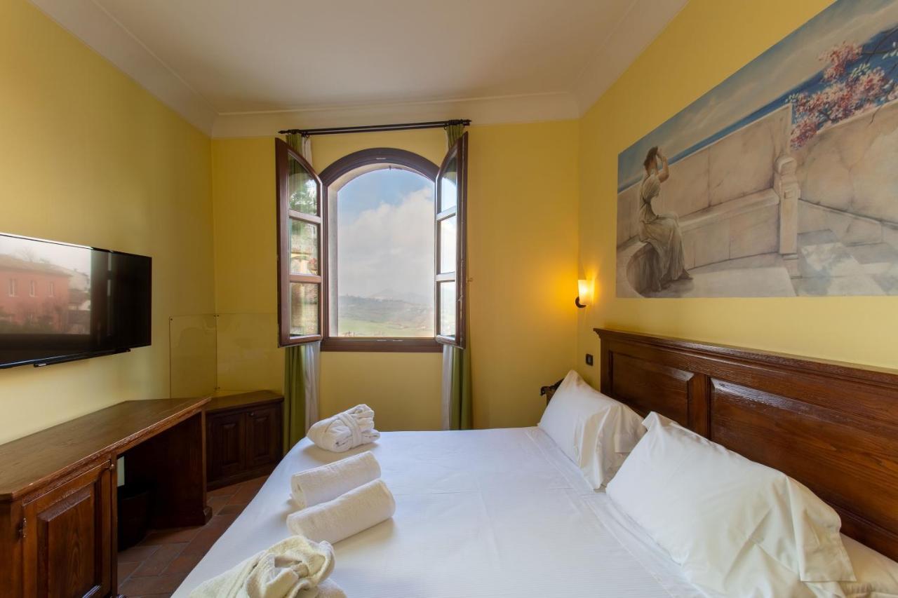 Oste Del Castello Wellness & Bike Hotel Verucchio Exteriör bild