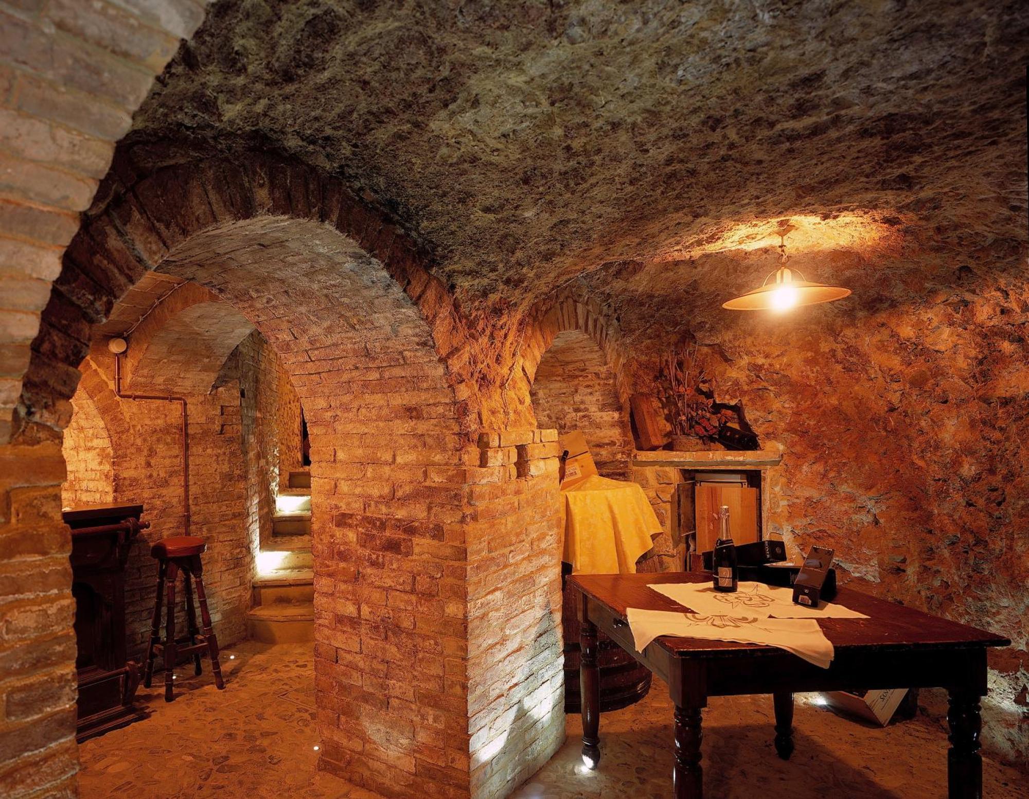 Oste Del Castello Wellness & Bike Hotel Verucchio Exteriör bild