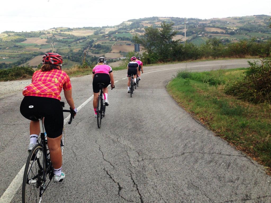 Oste Del Castello Wellness & Bike Hotel Verucchio Exteriör bild